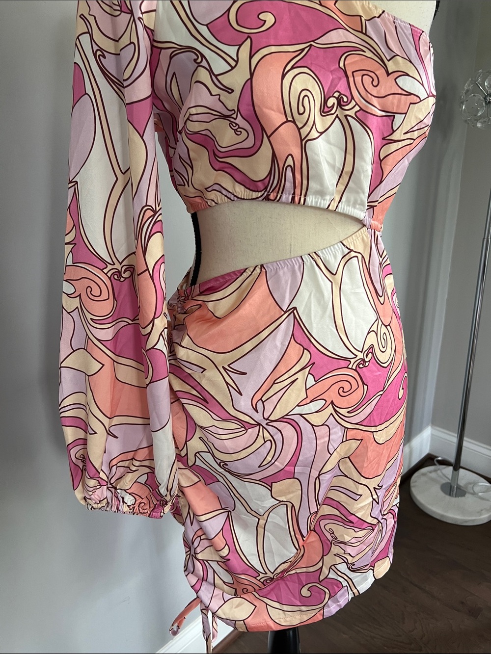 Shareen Collections Retro Psychedelic
Swirl Cutout Mini Dress - Picture 3 of 12